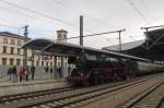 WFL 03 2155-4 mit dem DbZ 91421 von Weimar nach Meiningen, am 13.04.2013 in Erfurt Hbf.