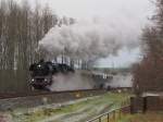 DB Museum 03 1010 mit dem DPE 24240 von Leipzig-Plagwitz zum Rennrodel-Weltcup nach Oberhof (Thür), am 16.01.2016 in Apfelstädt.