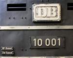Nummernschild der 10 001 im Deutschen Dampflokmuseum (DDM) in Neuenmarkt/ Wirsberg am 12.11.2015.