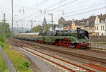 18 201 bei der Durchfahrt im Bf Remagen am 10.06.2018