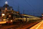 18 201 mit Rheingold in Essen Hbf, am 09.06.2018.