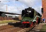 18 201 im Bahnhof Blankenburg/Harz am 07.04.2012.