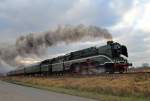 Am zweiten Advent bereicherte 18 201 mit einem langen Sonderzug die Bahnstrecken im Harz durch ihre Anwesenheit und verursachte teilweise Massenaufläufe wie z.B.