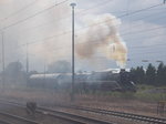 Ein Glück das ich,am 13.August 2016,in Bergen/Rügen auf der Bahnsteigseite stand,als 02 0201 ortenlich Dampf abließ und die Dampfwolke sich über den Bahnhof verteilte.