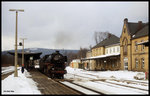 18316 durcheilt am 2.3.1996 um 17.10 Uhr mit einem Sonderzug den Bahnhof Zella Mehlis.