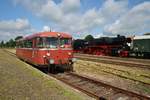 798 610-1 trifft am 10.6.2017 in Pritzwalk auf 35 1097-1.