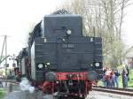 BR 23 042 mit Tender vorweg und im Schlepp 50 3552-2.