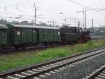 Die BR 23 042 des Kranichsteiner Eisenbahmuseums in Wiesbaden Hbf bei dessen 100.