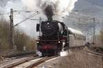 23 042 mit einem Sonderzug in Trier-Pfalzel am 05.04.2010