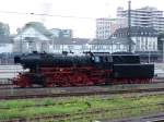 23 042 des Eisenbahnmuseum DA-Kranichsstein am 13.8.05 im Darmstdter Hbf.