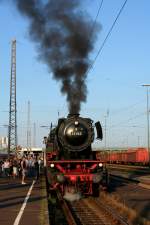 23 042 heizt am 03.09.2011 im Hbf.