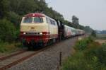 218 105-5, 23 042 und 141 228-7 (ab Warburg kalt am Zugschluss) hier mit der berfhrung des Mobatrain-Zuges von Darmstadt-Kranichstein zum Streckenfest der Kurhessenbahn nach Korbach (DbZ 25791) kurz vor Scherfede, 31.08.2012.