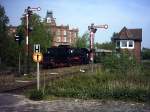 24 009 mit einem Sonderzug Mnster-Coesfeld-Gronau-Mnster am 01.05.2005 im Bahnhof von Gronau