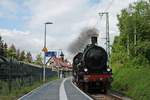 Am Nachmittag des 20.05.2018 rangiert P8 2455  Posen  (38 460) im Bahnhof Feldberg Bärental um den Pendelzug von der IG 3Seenbahn e.V., um diesen später wieder zurück nach Seerbugg zu