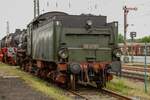 38 3199 Tender im bayerischem Eisenbahnmuseum BEM in Nördlingen, Mai 2022.