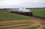 Br 38 2267 mit ihrem Sonderzug von Hattingen (Ruhr) nach Paderborn fhrt hier am 28.11.2009 bei Scharmede, kurz vor Paderborn.