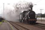 Preuische P8 mit einem Sonderzug bei der Durchfahrt in Trier Ehrang am 05.04.2010