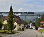 Zufällig über den Weg gelaufen. P8 mit Umbauwägen auf der Sauschwänzlesbahn in Epfenhofen. September 2014.