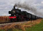 Die Dampflok 38 1301, Personenzuglokomotive der preußischen Gattung P8, Baujahr 1935 der ÖGEG mit historischen Wagengarnituren am 21.12.14 im Rahmen der Freilassinger Lokweltweihnacht auf