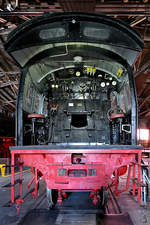 Der fehlende Schlepptender erlaubt einen freien Blick auf den Führerstand der Dampflokomotive 39 230. (Dampflokomotiv-Museum Neuenmarkt-Wirsberg, Juni 2019)