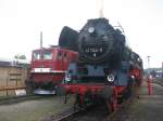 242 002-4 und 41 1144-9 waren beim Heizhausfest in Chemnitz-Hilbersdorf zu sehen.25.08.07.