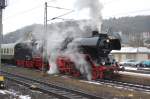 Die 41 1144 vor ihrem Rodelblitz im Bf Eisenach.