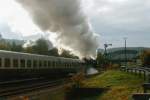 41 1144-9 mit dem Elstertalexpress bei der Ausfahrt in Greiz.