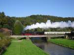 41 1144-9 mit dem Elstertal Express ist hier zusehen, bei der Ausfahrt in Elsterberg/V.