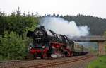 41 1144 mit DPE95987 Gera - Eger am 21.5.011 in Rebersreuth (zwischen Hundsgrn und Adorf(V)), unterwegs zum 950-jhrigen Stadtjubilum der Stadt Eger/Cheb.