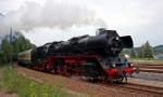 41 1144 zieht DPE95987 Gera - Eger am 21.5.011 aus dem Bahnhof Bad Brambach nach Zugkreuzung mit der Vogtlandbahn.