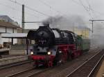 41 1144-9 durchfährt am 14.12.2013 den Bahnhof Fulda in Richtung Frankfurt.