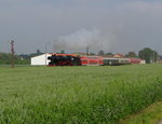 IGE Werrabahn 41 1144-9 mit dem RE 16275  Regenbogen-Express  von Sondershausen nach Erfurt Pbf, am 28.05.2016 in Kühnhausen.