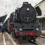 41 1150-6 setzt sich an die Spitze des Museumszuges des Bayerischen Eisenbahnmuseums, den S3/6 Nr.
