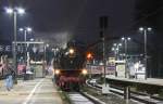 Die 41 360 am 28.11.2010 um 17:21 Uhr mit einem Sdz fr den Aachener Weihnachtsmarkt in Aachen Hbf.