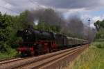 43 360 mit einem Sonderzug zur BUGA nach Koblenz bei der Durchfahrt durch Unkel am 18.06.2011