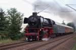 41360 Dampflok-Tradition Oberhausen  Lady of Bismarck  mit Sonderzug und am Zugende V200 116 am 21.09.2013 durch Langenfeld.