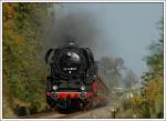 44 1486 mit einer Kies Vorabfuhr, bestehend aus 10 Waggons, am 11.10.2007 zwischen Wernshausen und Meiningen nchst Schwallungen aufgenommen.