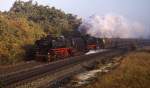 Am Morgen da war hier im Emsland das beste Licht um die Dampfgefhrten 4000 Tonnen Zge abzulichten wie hier im Herbst 1971 bei Meppen