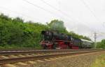 TBw Stafurt 44 1486-8 als DbZ 83826 von Stafurt nach Meiningen, zu den dortigen Dampfloktagen, am 31.08.2012 bei Ingersleben.