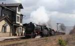 44 1486-8 und 2546-8 mit dem DGz 404 (Meiningen-Marksuhl) in Wasungen 13.4.13