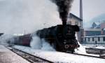 44 1093-2 mit einen Sonderzug in Meiningen im Winter 1988