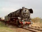 44 1486 (Eisenbahnfreunde Stassfurt) - Pause fr das Personal des Fotozuges im TBw Stassfurt (27.09.2003)