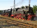 50-2988 und 75-1118 auf dem Abstellgleis in Amstetten(Wrt.)Aug.05