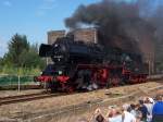  Heimspiel  fr 50 3648-8. Hier fhrt die Maschine des SEM Chemnitz im Bw Chemnitz Hilbersdorf an den Fotografen vorbei. Die Lokparade fand am 25.08.2007 statt.