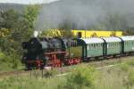 50 3708 mit einem Sonderzug auf der Fahrt von Halberstadt-Spiegelsberge nach Blankenburg/Harz; 10.05.08