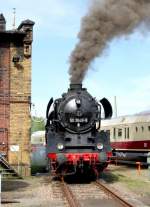 50 3648 versorgt die Dampfspeicherlok mit Frischdampf, 22.08.08