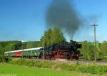 Am 23.05.2009 dampft 50 3616 des VSE mit DPE 31769 nahe Walthersdorf in Richtung Annaberg.