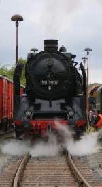 50 3501 konnte man zu den XV. Dampfloktagen seinen Ehrenlokfhrer machen am 05.09.2009