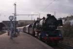 50 3552-2 mit dem  Zug der Erinnerung  in Mnchengladbach Hbf am 11.03.2011