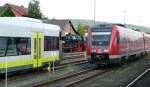 Generationentreffen in Neuenmarkt-Wirsberg am 11.5.11: agilis 650 711, Dampflok 50 3690 und Regio-Swinger 612 653